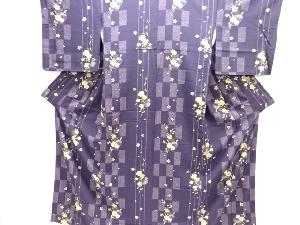 疋田市松に枝垂れ花模様小紋着物